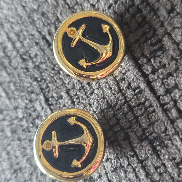 Gold and Black Anchor Earings - Picture 2 of 3